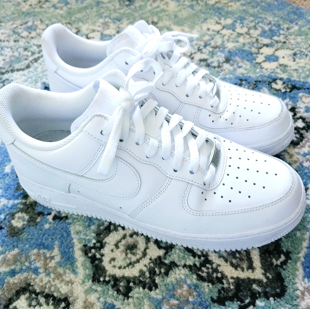 AF1